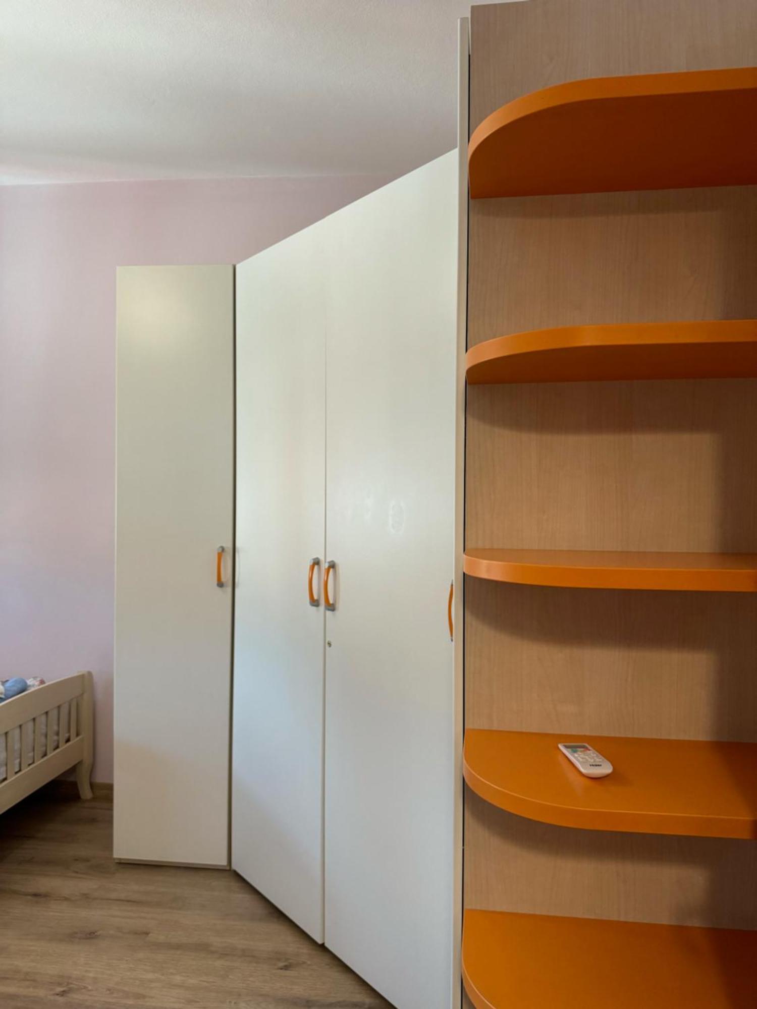 Era'S Apartment Tirana Bagian luar foto